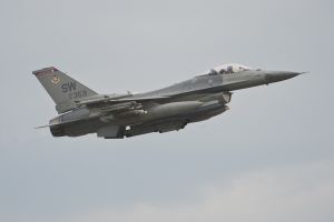 aviano june 02  2011 lucky11 f 16cm 91 0359 77thfs 20thfw  shaw afb  south carolina